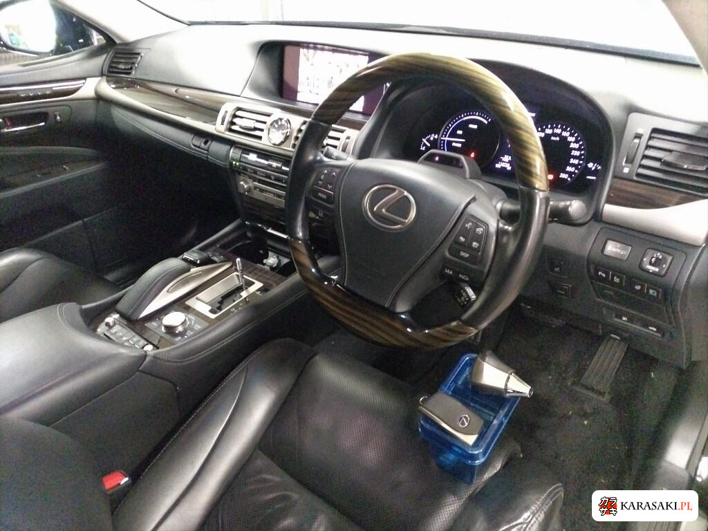 Lexus LS 2016 z aukcji japońskiej