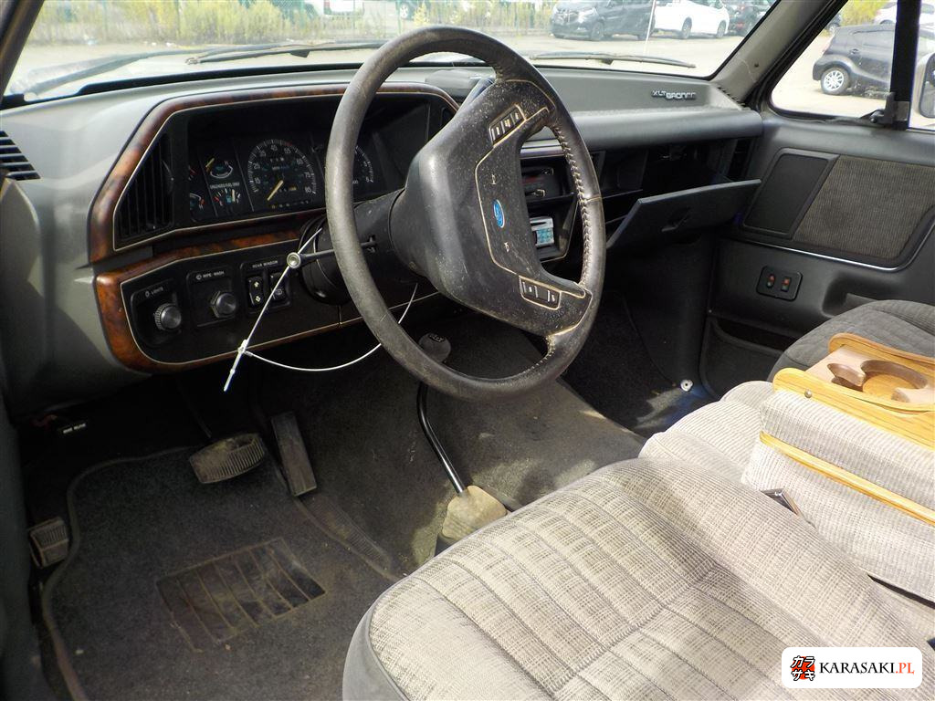 1998 Ford Bronco 4WD 5
