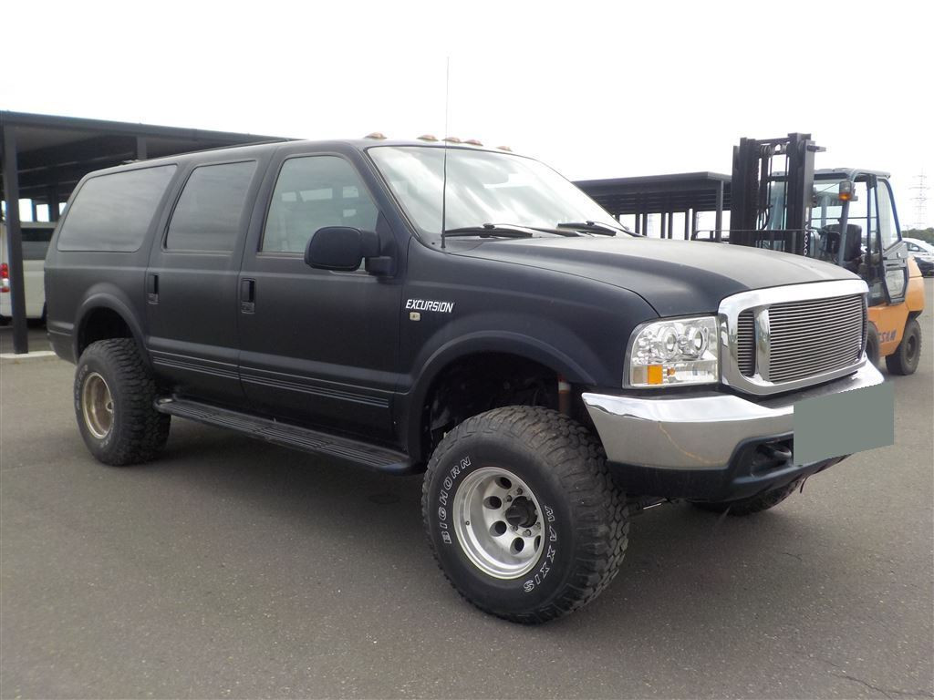 Ford Excursion 2002 z aukcji japońskiej