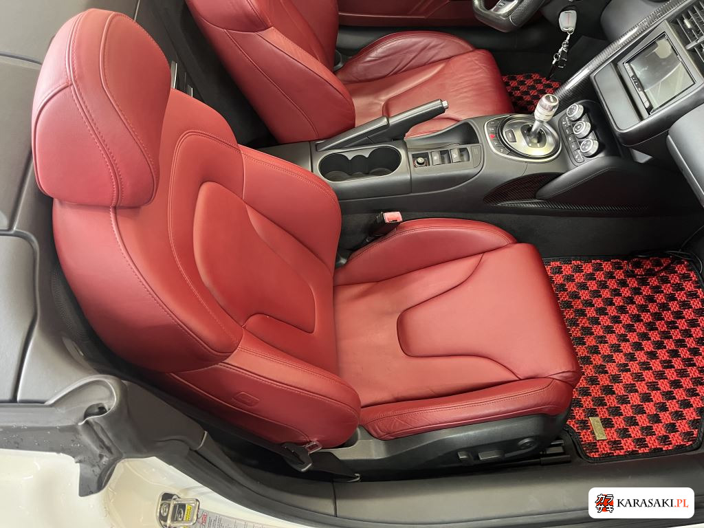 2014 Audi R8 Spyder 4WD Base Grade 11