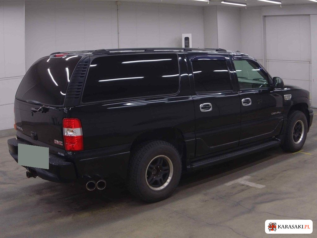 2005 GMC Yukon 5D 4WD Denali 4