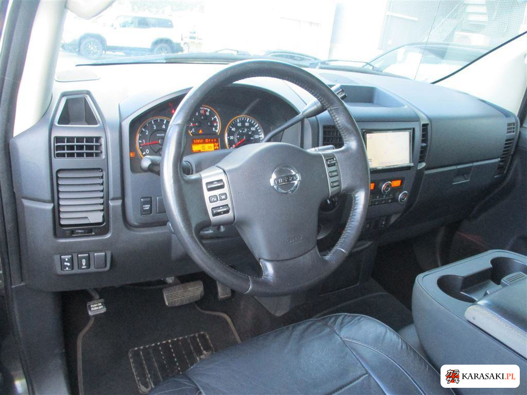 2013 America Nissan Titan 4D 4WD Crew Cab Le 5