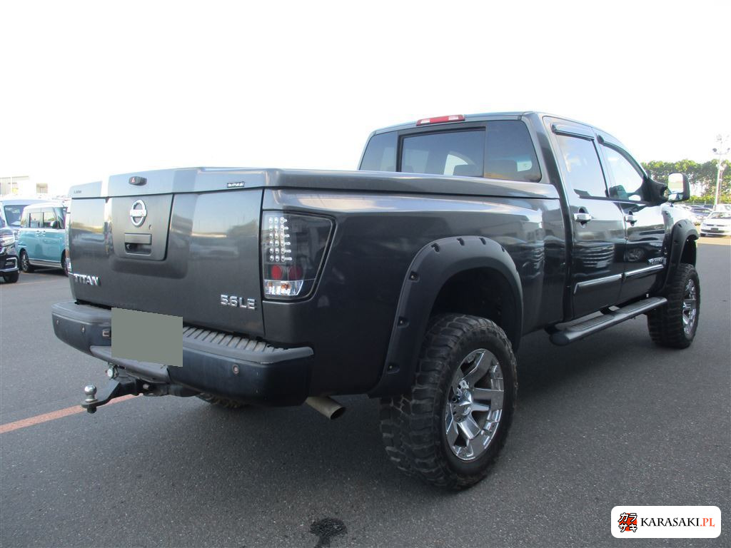 2013 America Nissan Titan 4D 4WD Crew Cab Le 4