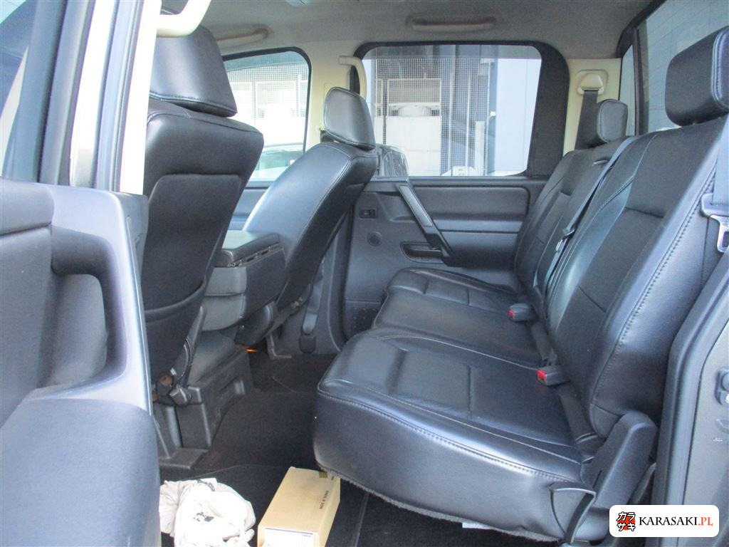 2013 America Nissan Titan 4D 4WD Crew Cab Le 6
