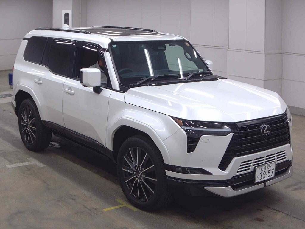 Lexus GX 2025 from a Japanese auction