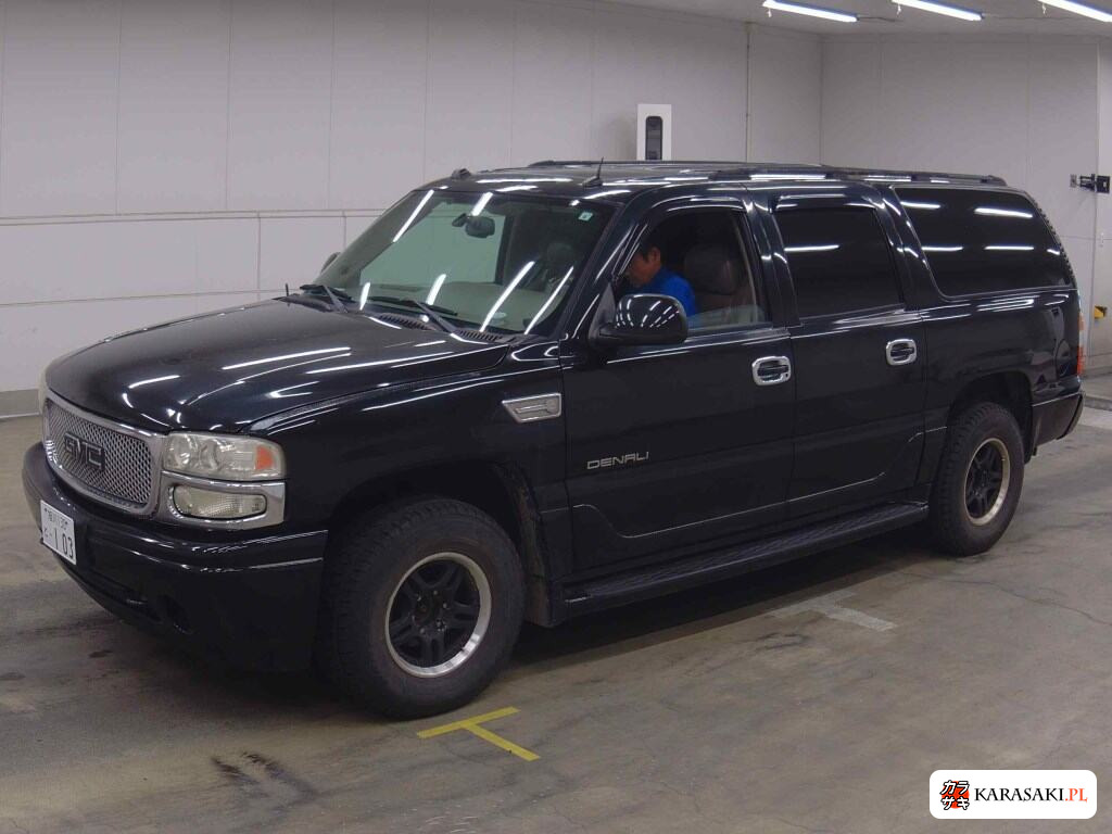 2005 GMC Yukon 5D 4WD Denali 3
