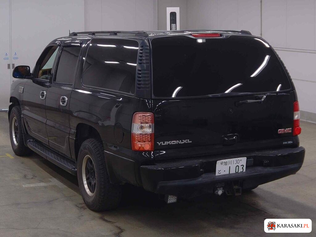 2005 GMC Yukon 5D 4WD Denali 2