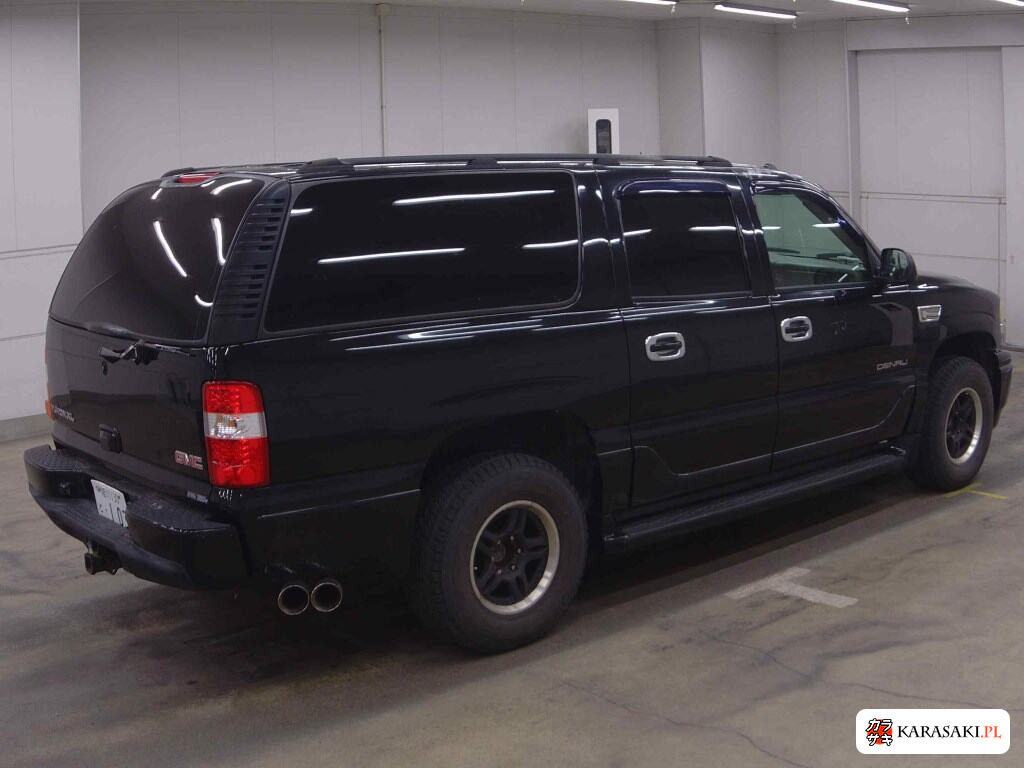 2005 GMC Yukon 5D 4WD Denali 4