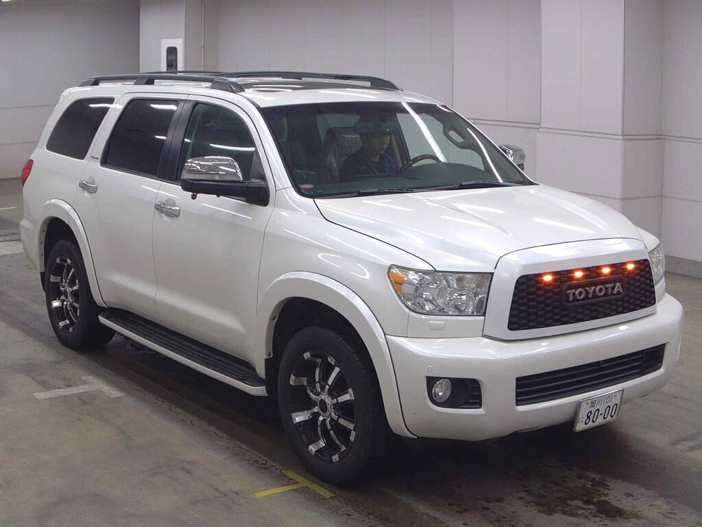 America Toyota Sequoia 2015 z aukcji japońskiej