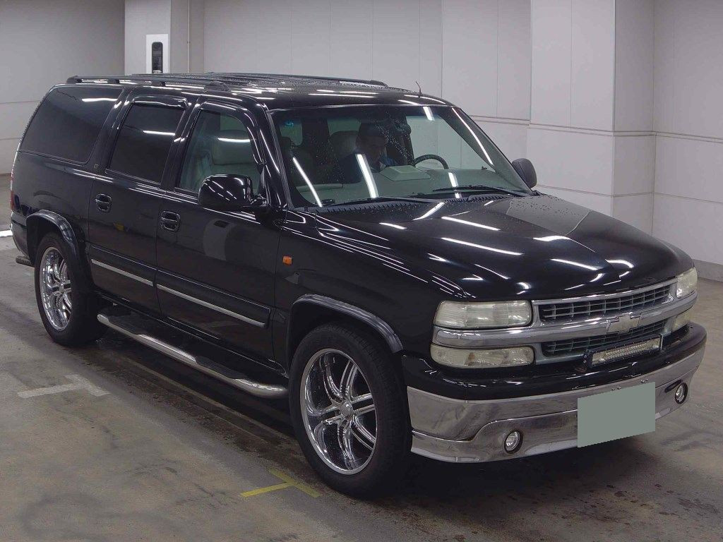 Chevrolet Suburban 2002 z aukcji japońskiej