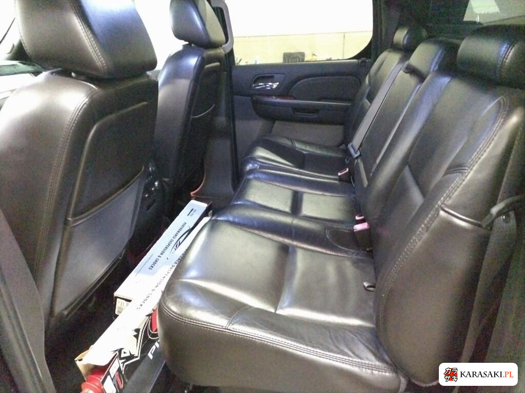 2010 Cadillac Escalade Ext 4WD Base Grade 6