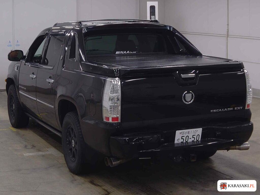 2010 Cadillac Escalade Ext 4WD Base Grade 2