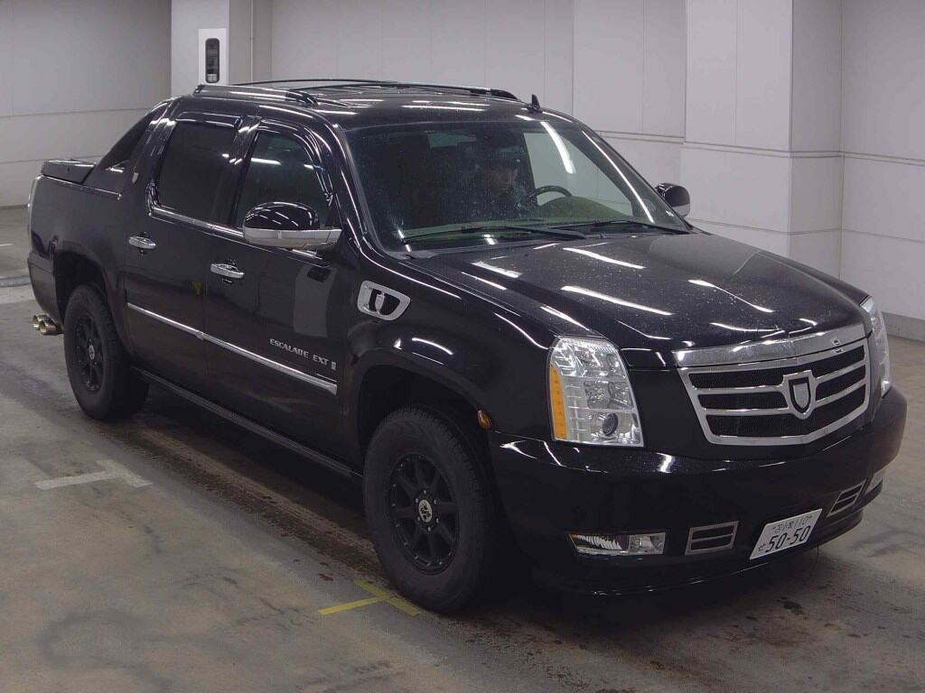 Cadillac Escalade Ext 2010 z aukcji japońskiej