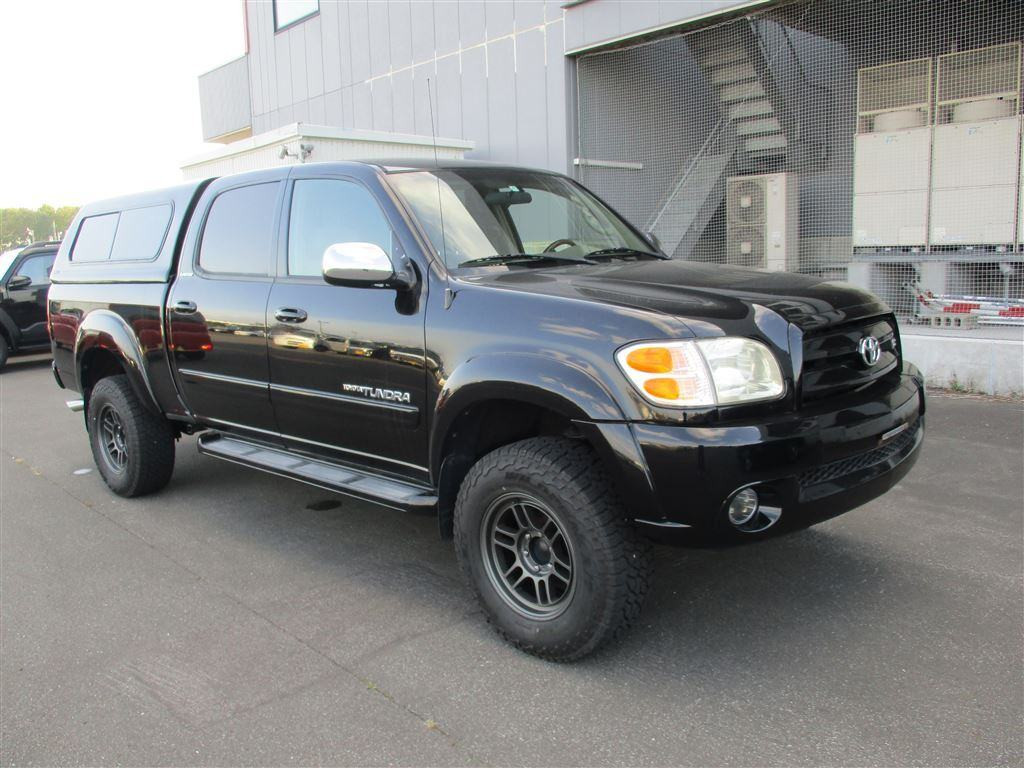 America Toyota Tundra 2004 z aukcji japońskiej