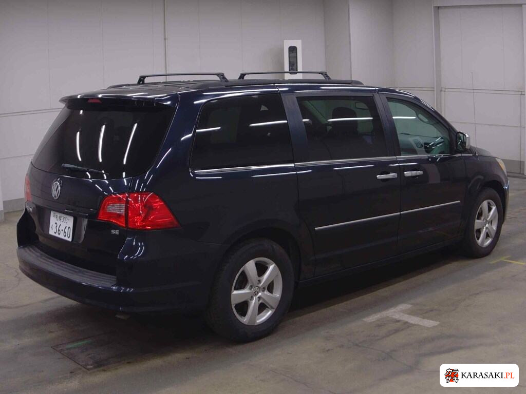 2012 Volkswagen Routan Se 4