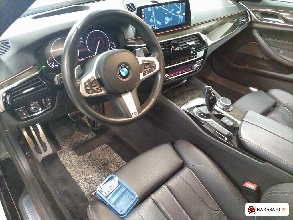 2019 BMW 5 Series 4D 530I M-Sport 5