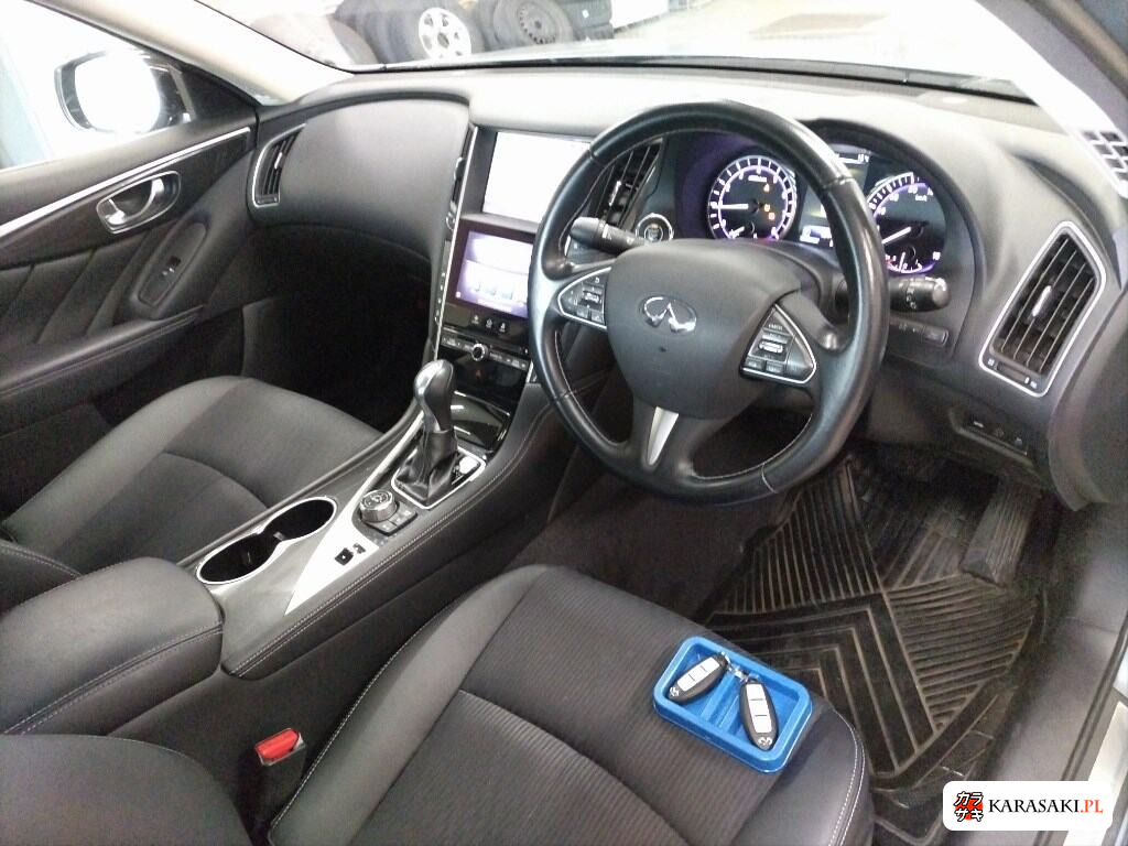 Nissan Skyline 2014 z aukcji japońskiej