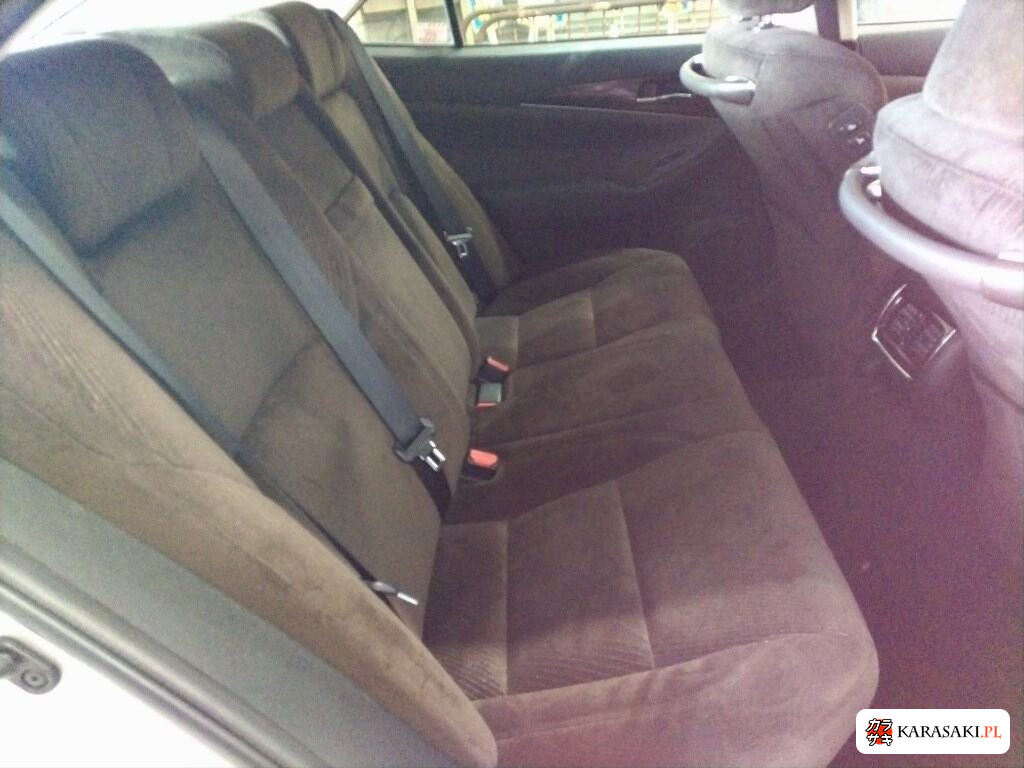 Toyota Crown 2015 z aukcji japońskiej