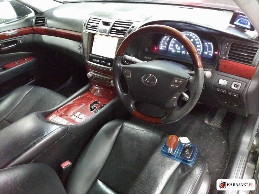 Lexus LS 2010 z aukcji japońskiej