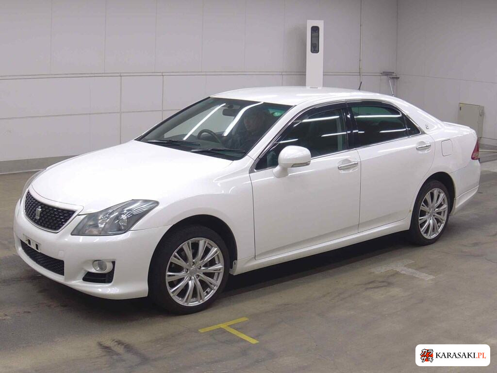 Toyota Crown 2009 z aukcji japońskiej