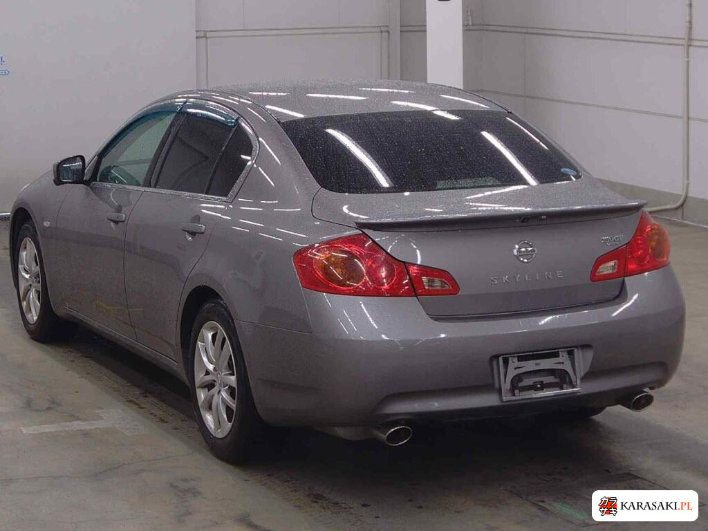 Nissan Skyline 2009 з японського аукціону