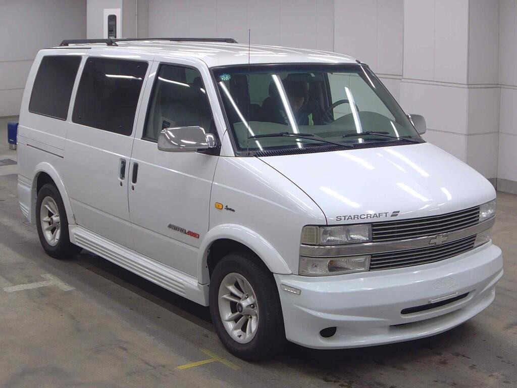 Chevrolet Astro 1999 z aukcji japońskiej
