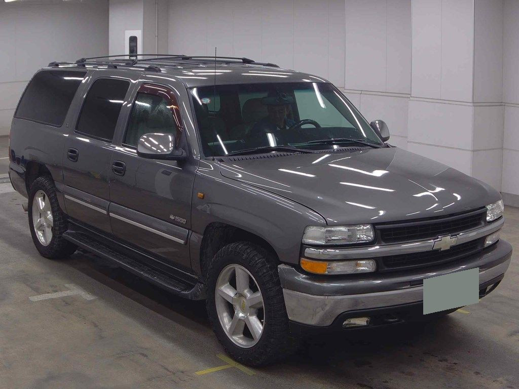 Chevrolet Suburban 2005 z aukcji japońskiej