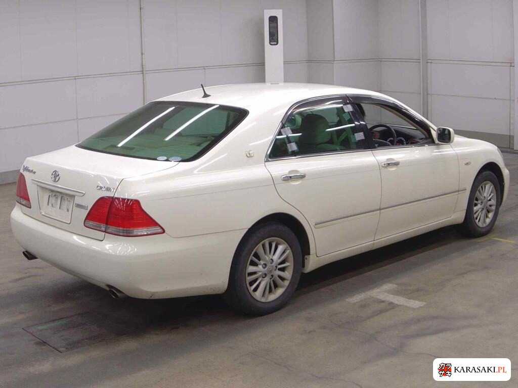 2005 Toyota Crown 4D 4WD Royal Saloon I-Four 4