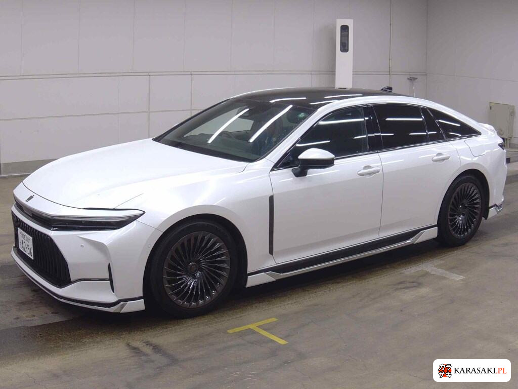 2024 Toyota Crown 4D Z(hev) 3