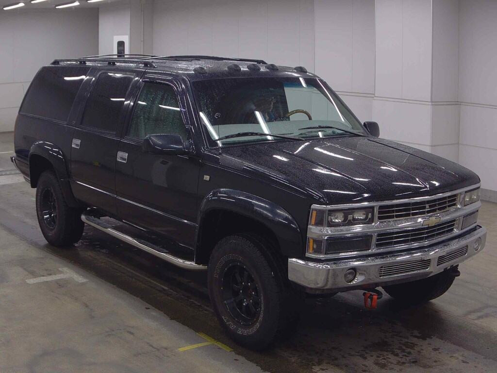 Chevrolet Suburban 2005 z aukcji japońskiej