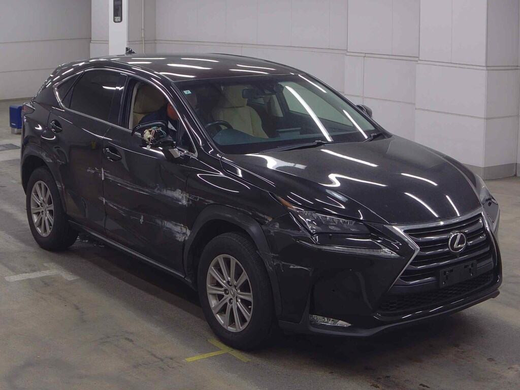 Lexus NX 2015 z aukcji japońskiej