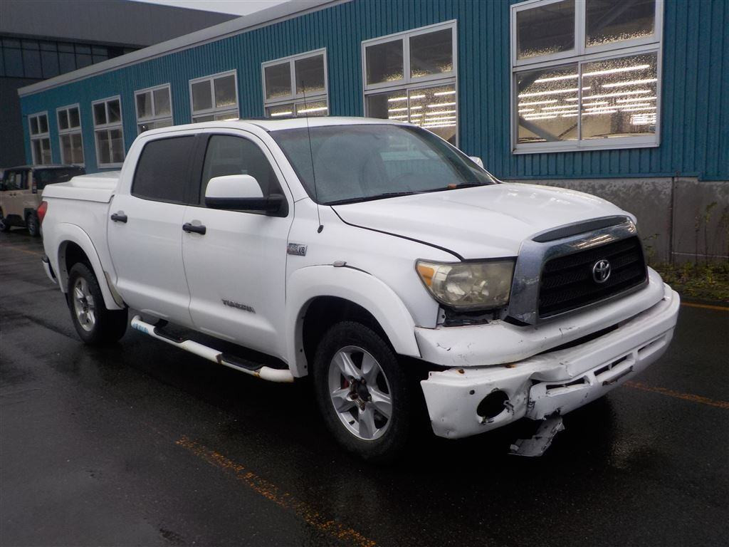 America Toyota Tundra 2010 z aukcji japońskiej