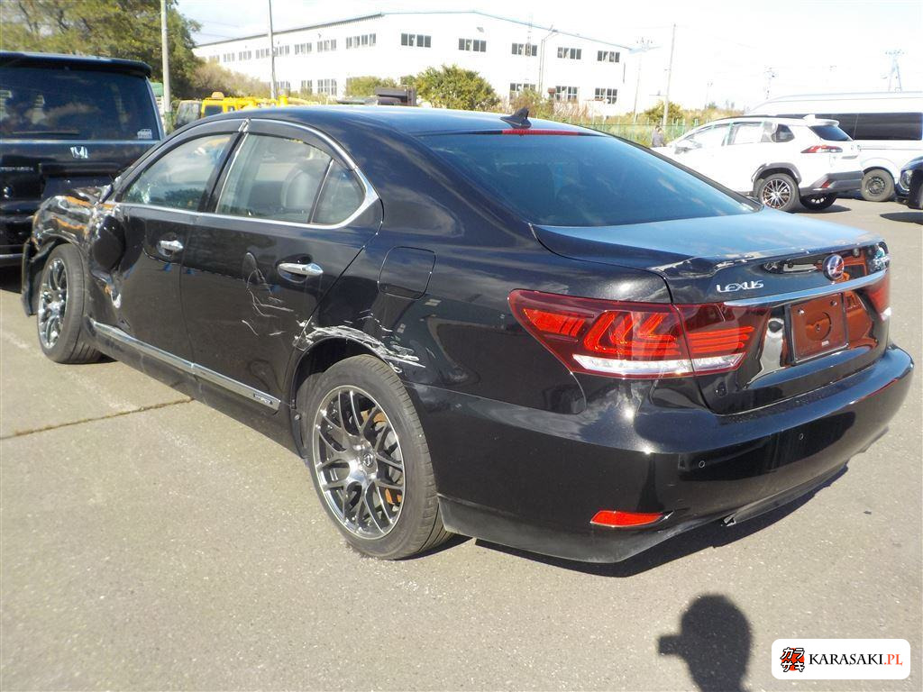 2013 Lexus LS 4WD 2
