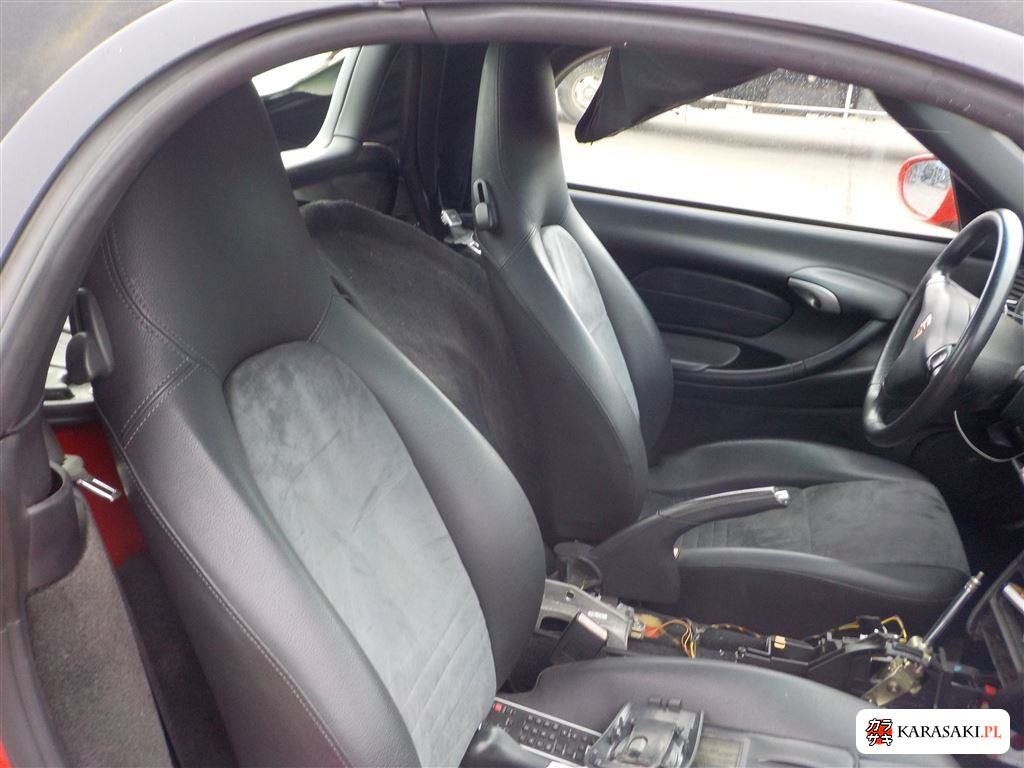Porsche 98665 2002 з японського аукціону