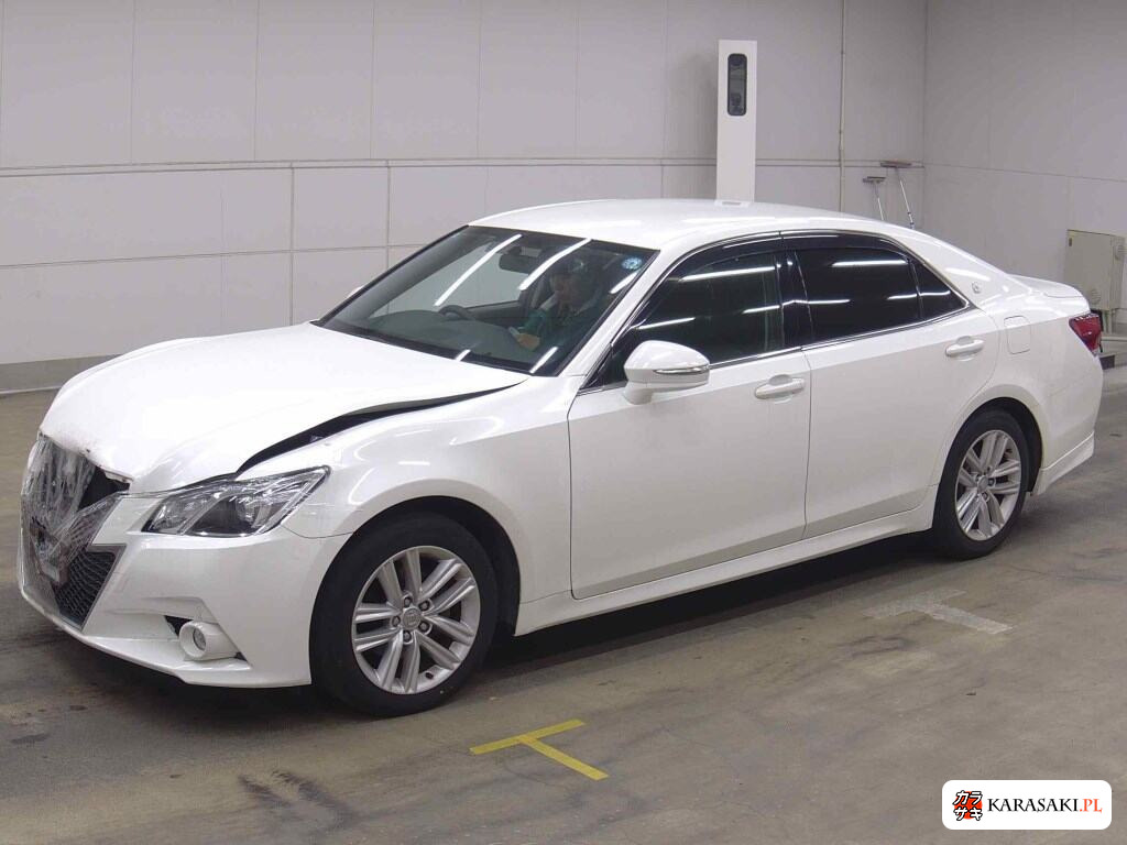2013 Toyota Crown 4D 4WD Athlete I-Four 3