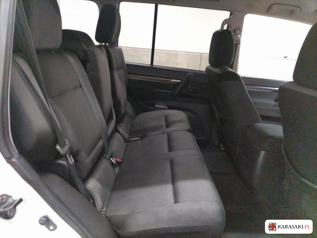 2011 Mitsubishi Pajero 5D 4WD Long GR 6