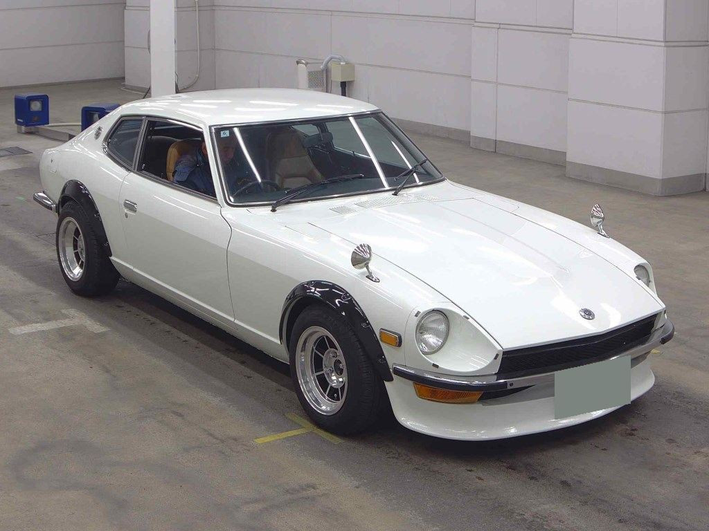 Nissan Fairlady Z 1976 z aukcji japońskiej