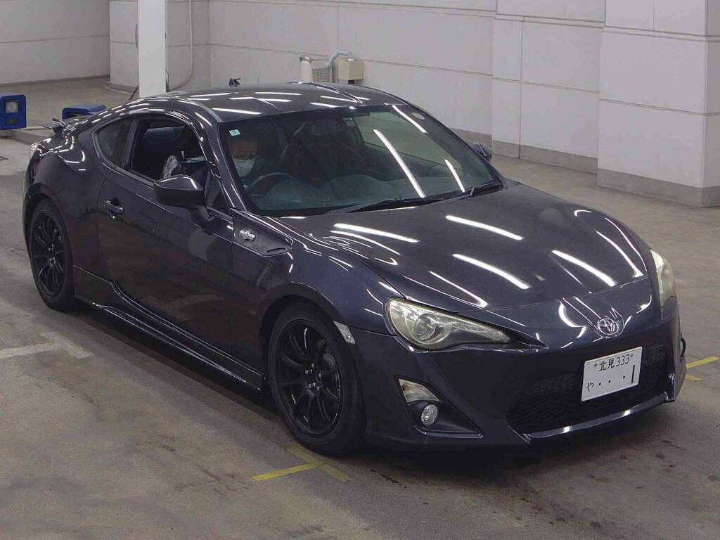 Toyota 86 2012 z aukcji japońskiej