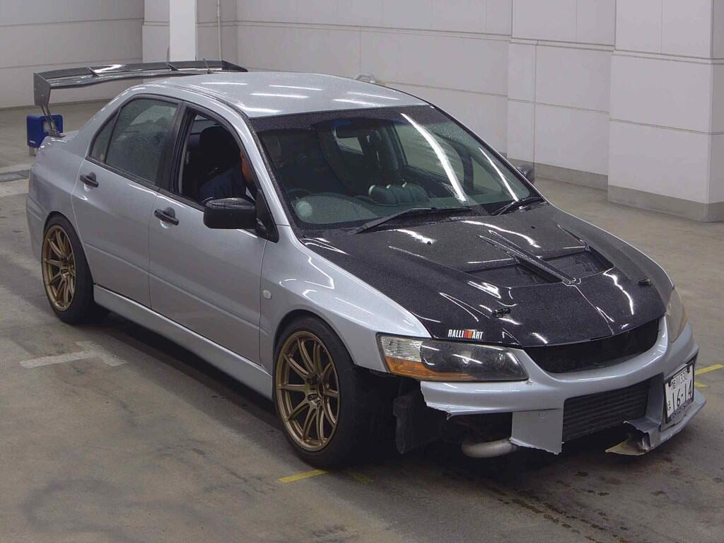 Mitsubishi Lancer 2004 з японського аукціону