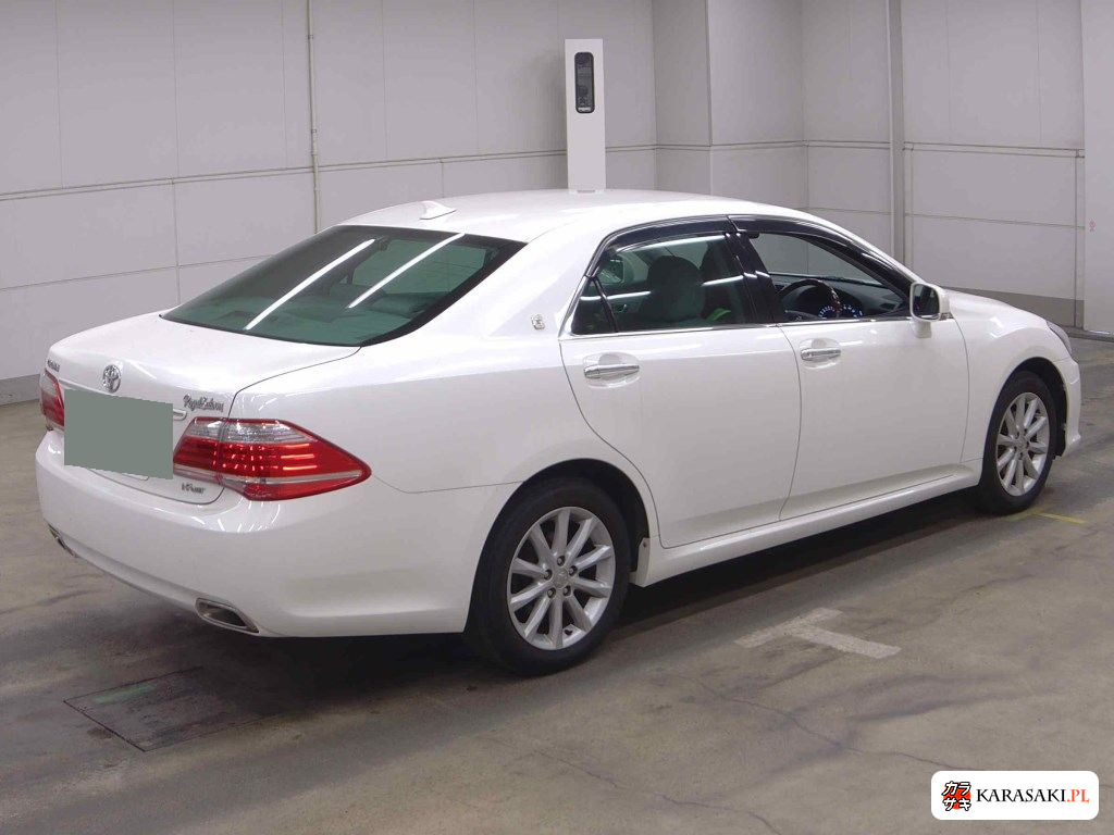2010 Toyota Crown 4D 4WD Royal Saloon I-Four 4
