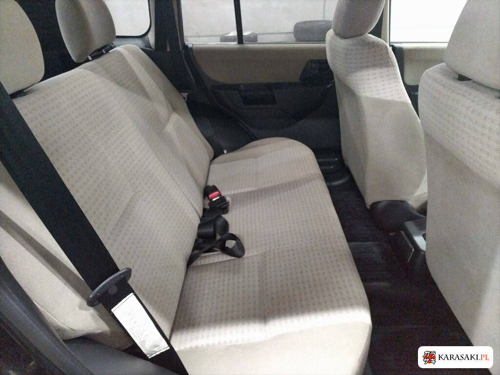 2004 Mitsubishi Pajero Io 5D 4WD Active Field Edition 2.0 6