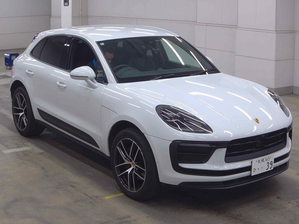 Porsche Macan 2024 z aukcji japońskiej
