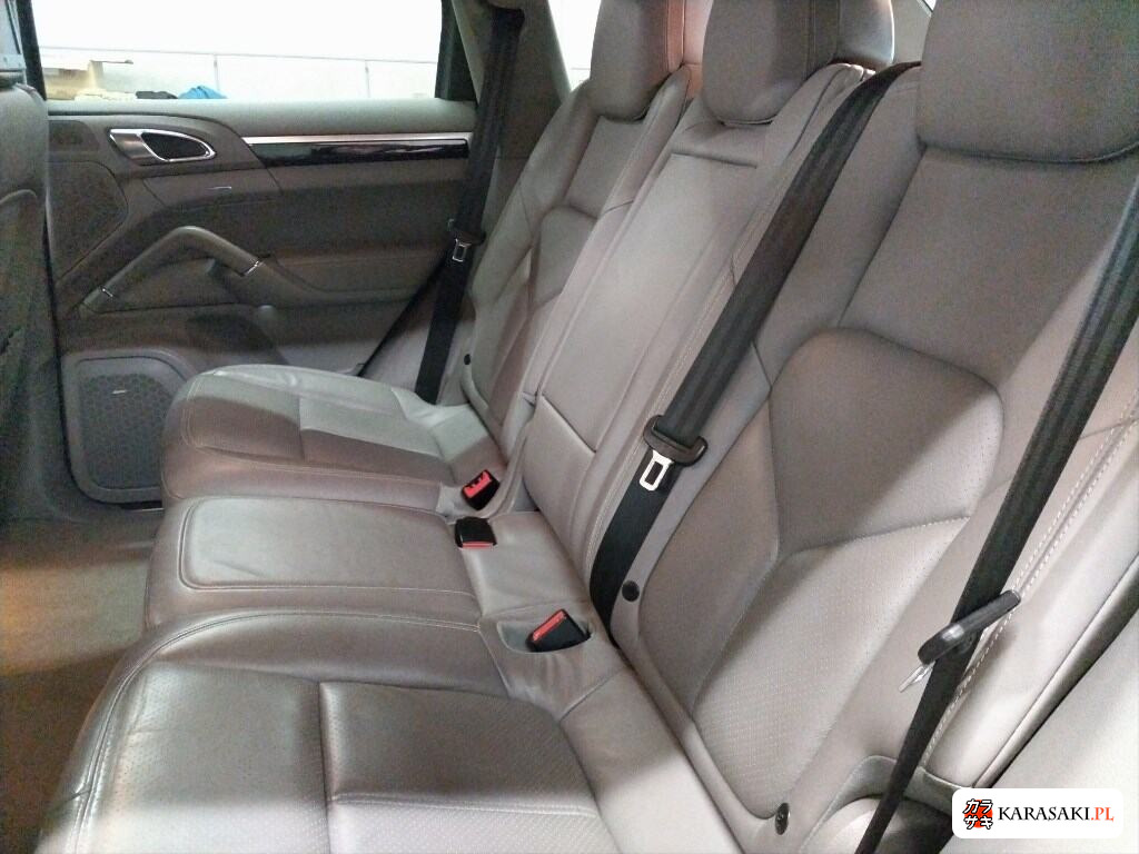 2011 Porsche Cayenne 4WD S 6