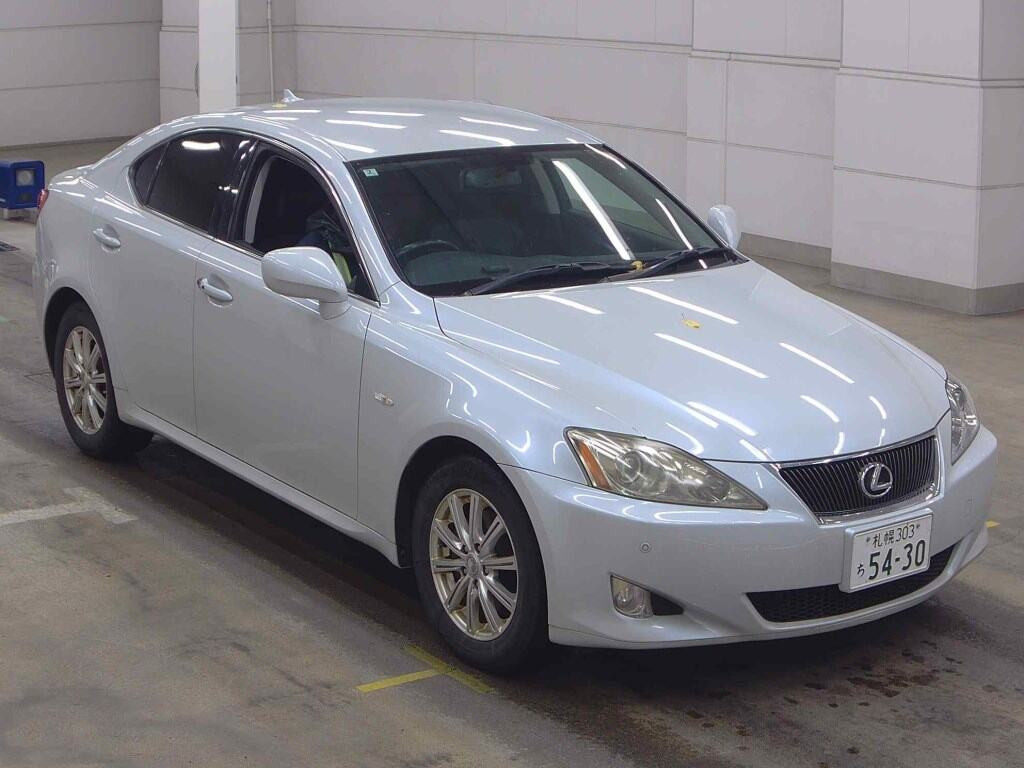 Lexus Is 2007 z aukcji japońskiej