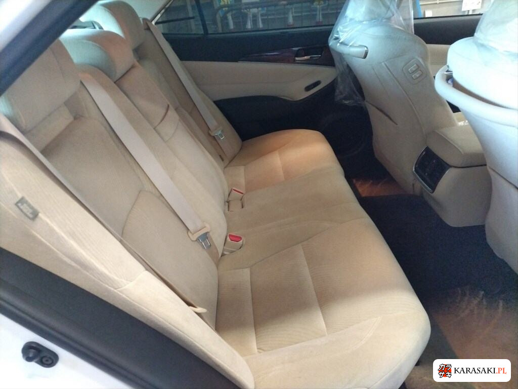 2013 Toyota Crown 4D 4WD Royal Saloon G I-Four Advanced Package 6