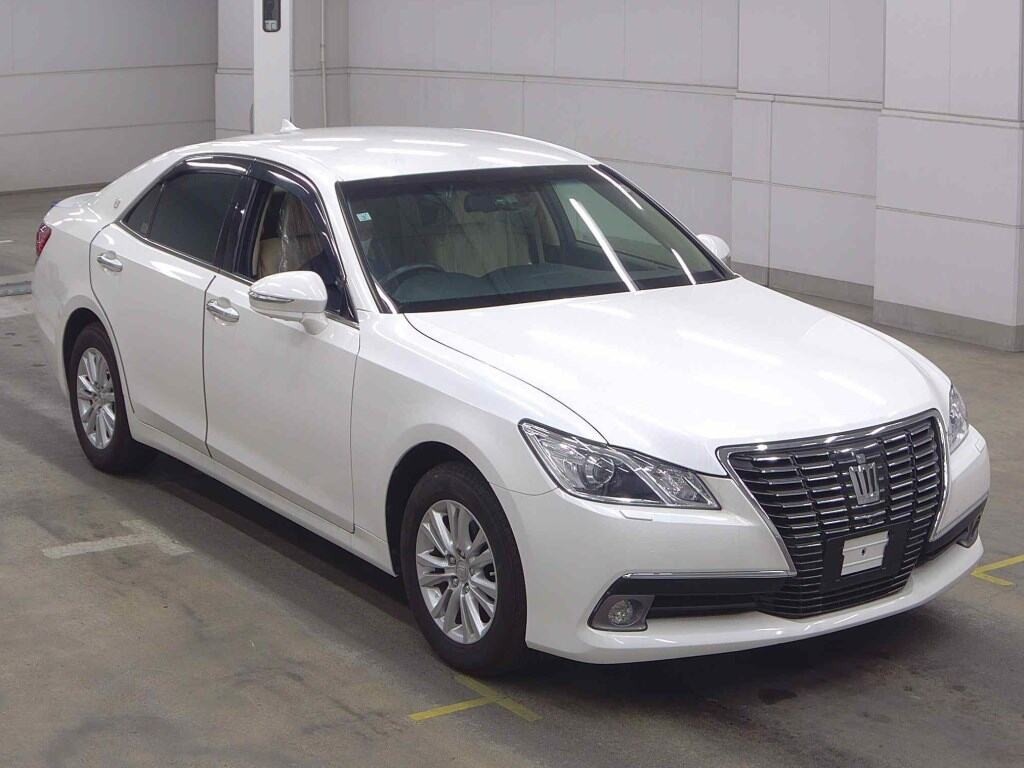 Toyota Crown 2013 from a Japanese auction