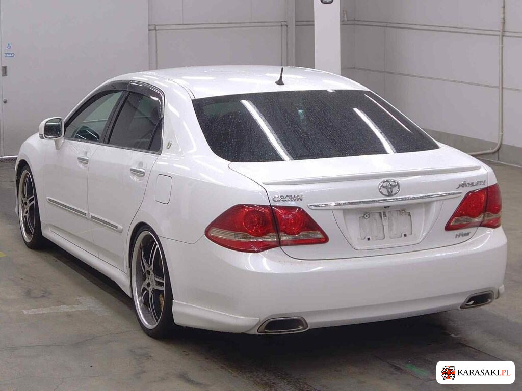 Toyota Crown 2008 z aukcji japońskiej