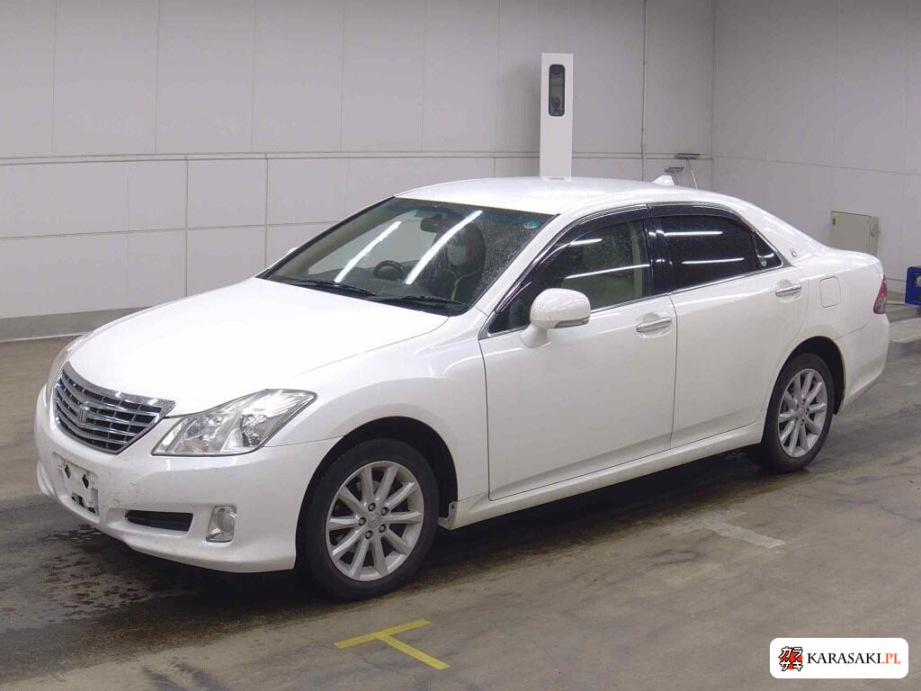 Toyota Crown 2008 z aukcji japońskiej