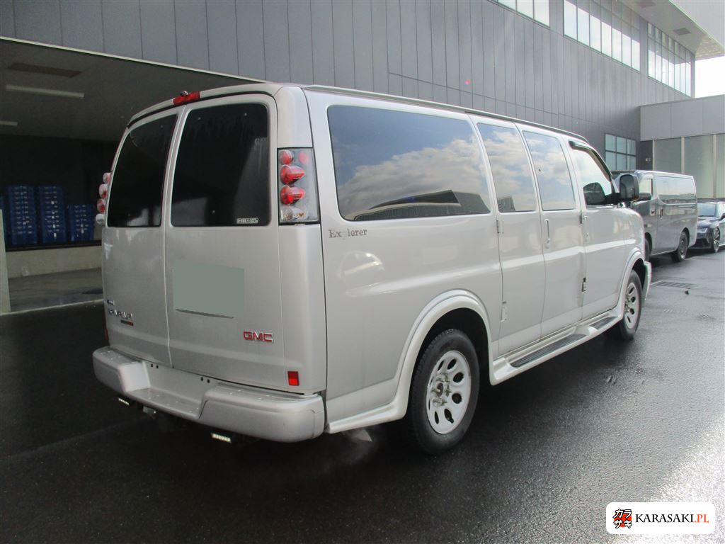 GMC Savana 2011 from a Japanese auction