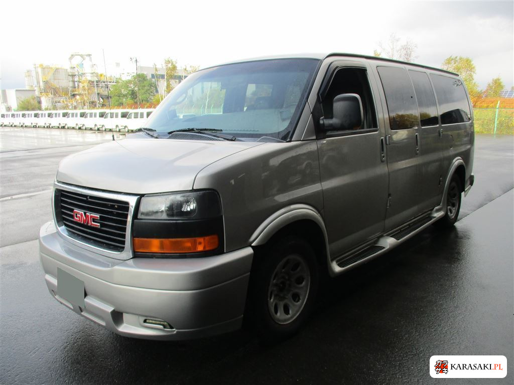 GMC Savana 2011 from a Japanese auction
